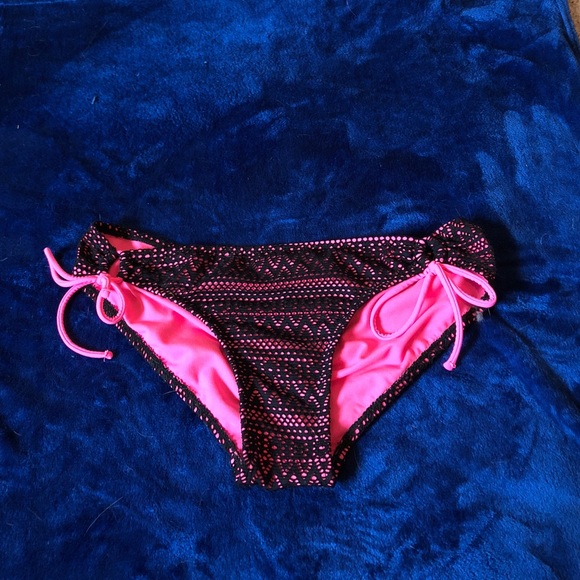 Other - Black and pink bikini bottoms